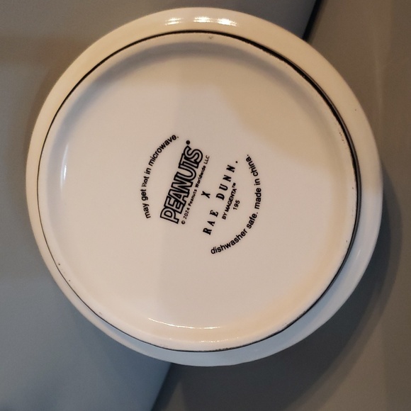 Rae Dunn Peanuts "Nom Nom" Snoopy Halloween pet bowl NWT - Picture 5 of 5